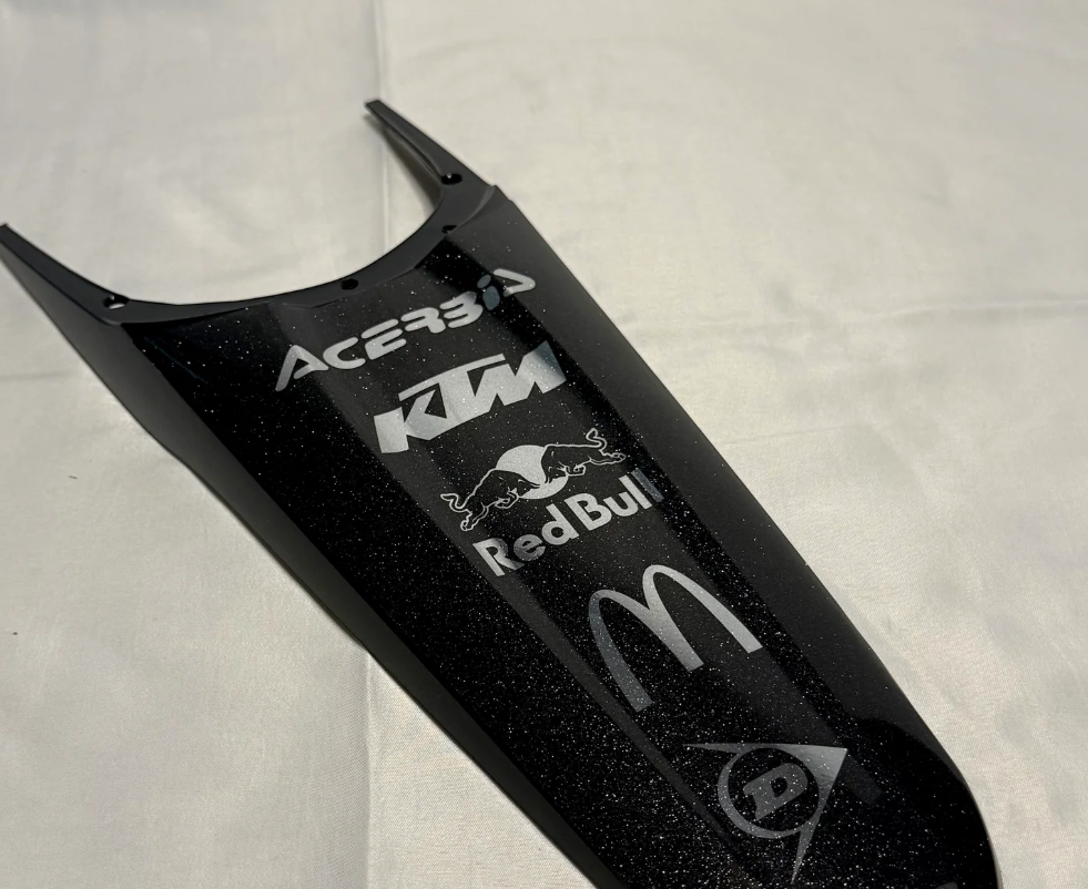 Tuttio Extended Rear Fender Decal